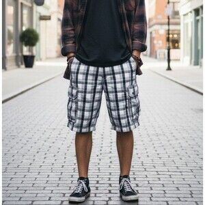 Levi's Size 32 Cargo Shorts Plaid Cotton Pockets Relaxed Utility Y2K Grunge